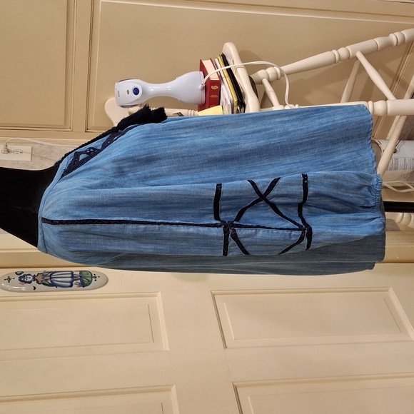 "CROWN AND IVY" SZ. M., Women's Blue and navy blue, 3/4 length sleeves tunic. - Picture 5 of 14